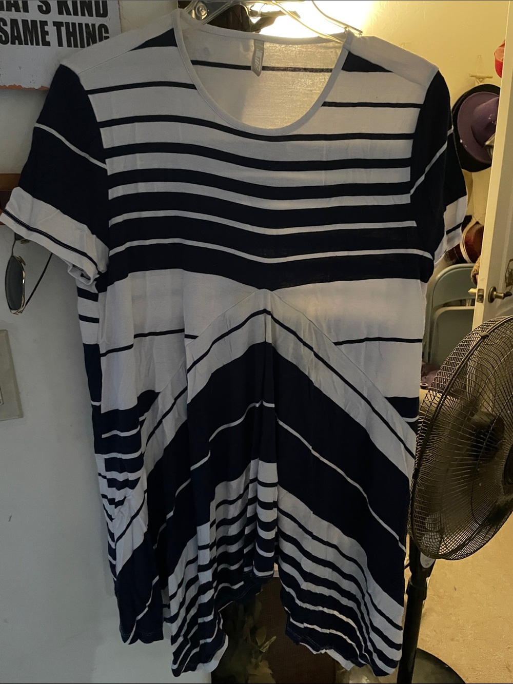 1775 Classic Women’s Navy & White Striped Short Sleeve Top
